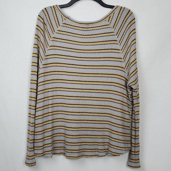 BKE Medium Striped Super Stretch Top - Picture 3 of 6